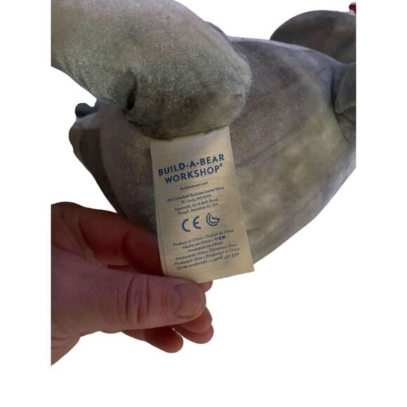 Build-A-Bear Workshop Gray White Great White Toothy Shark Plush Stuffed Animal - Picture 9 of 15